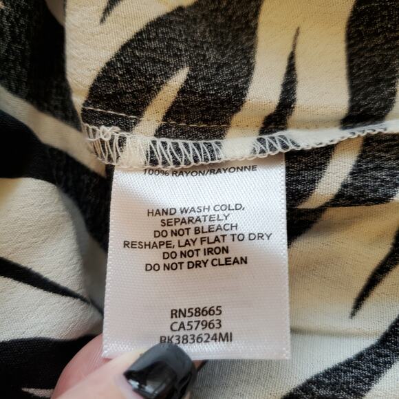 Abound Zebra Print Halter Midi Dress XXS Animal Fall 2025 Trend Edgy Minimalist - Picture 9 of 9